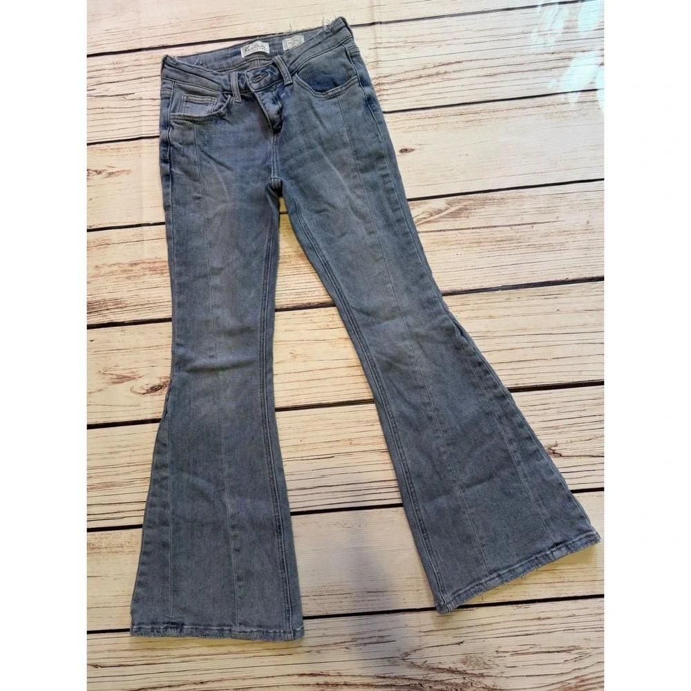 KanCan Signature Youth Girls Mid Rise Flare Jeans Light Wash Frayed Hem Blue